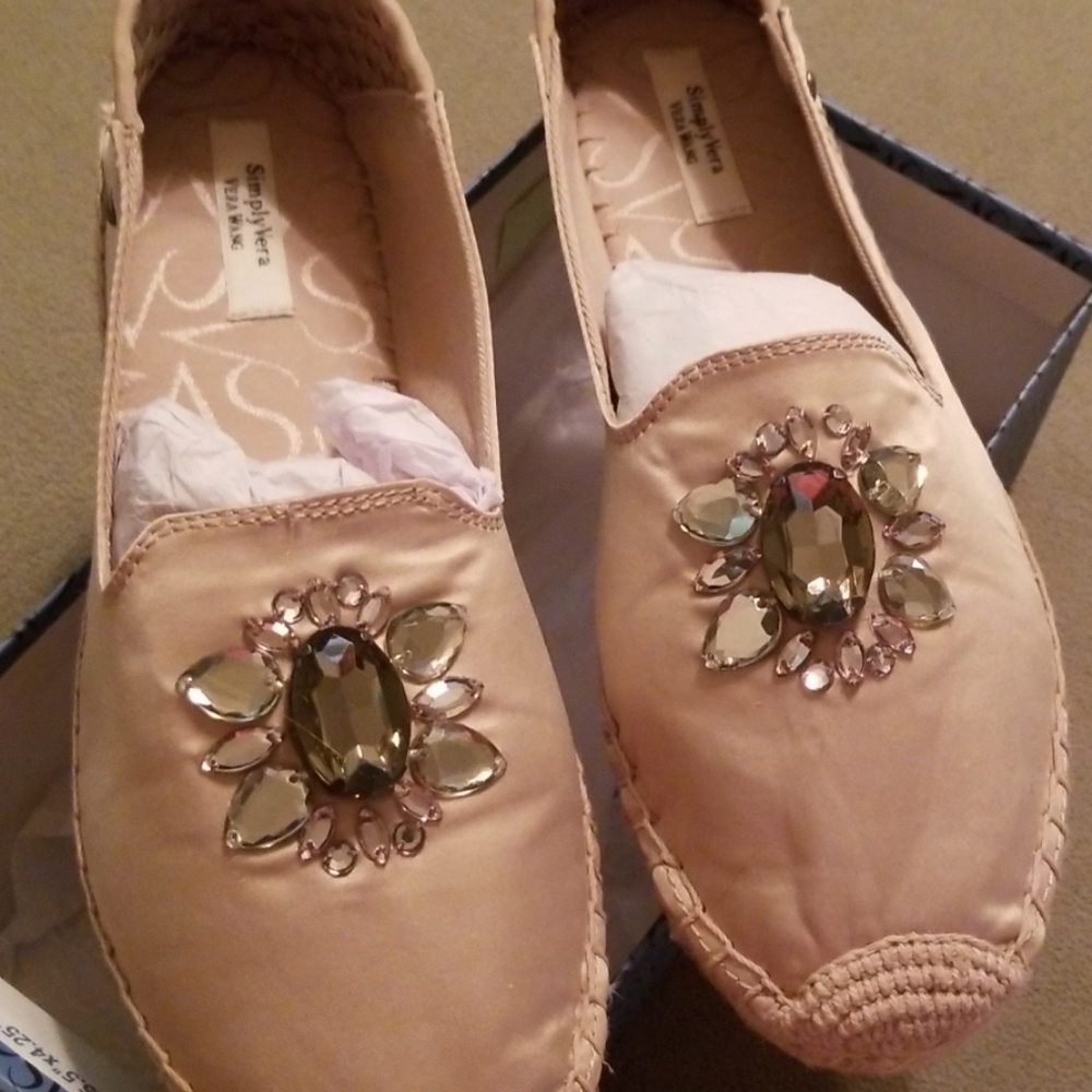 Vera Wang 9.5 never worn